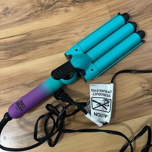 TIGI Bed Head Gradient Blue and Purple Hair Tool